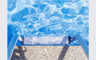 How to Eliminate Combined Chlorine for Cleaner, Healthier Pool Water?